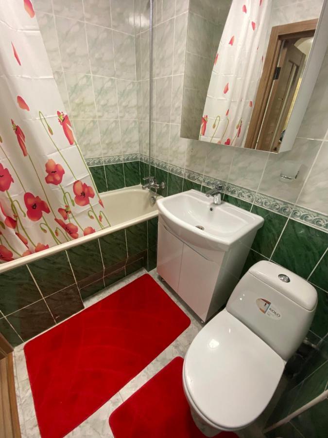 Квартира с раздельными комнатами, левый берег, пр Правды, Ул Калиновая Днепр Экстерьер фото